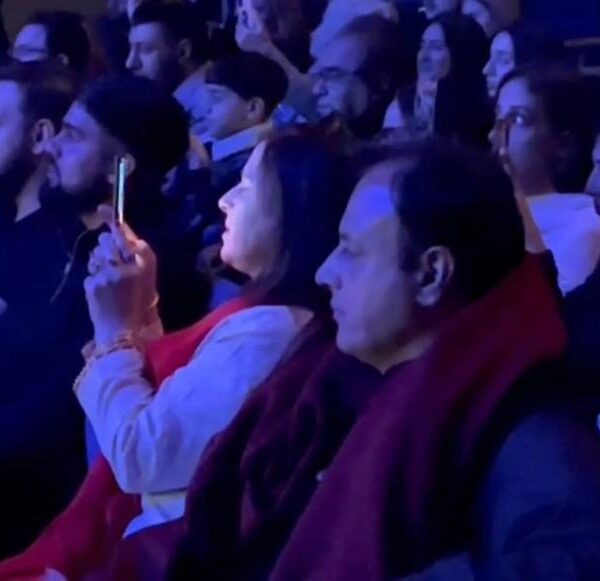 62D4F929-5ACE-42A3-BADB-7DB1C09EA2C7